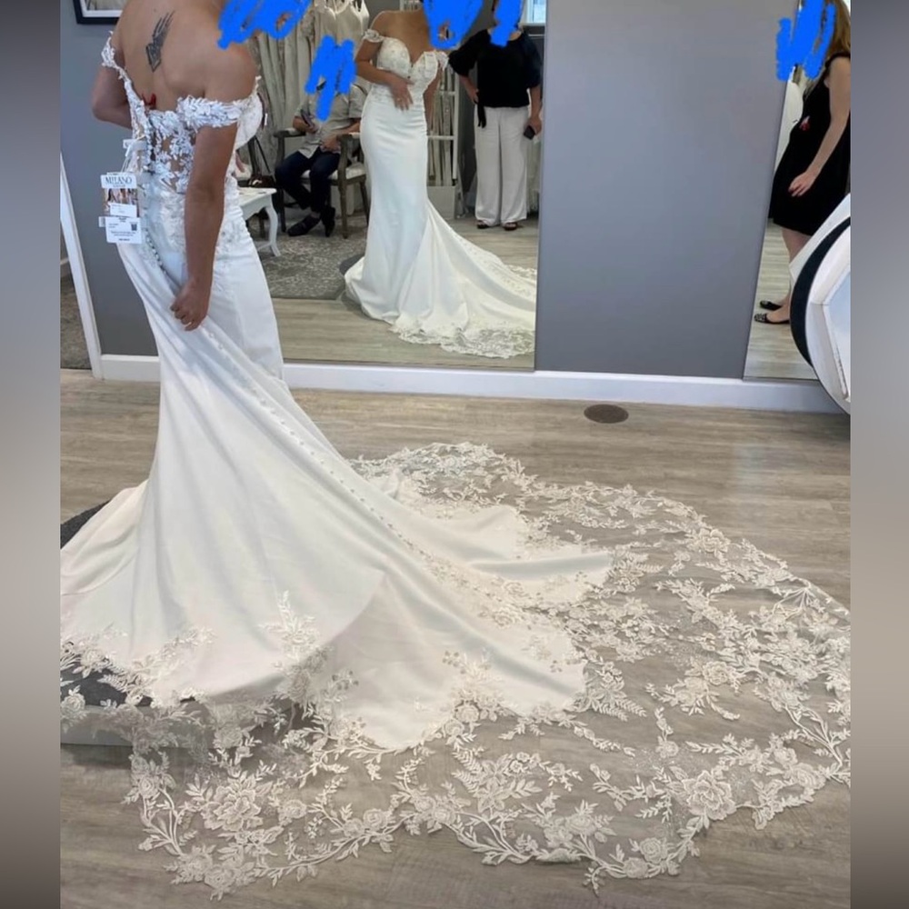 Eddy K “Elizabeth” wedding dress size 2 NEVER ALTERED OR WORN OTHER THAN TRY ON